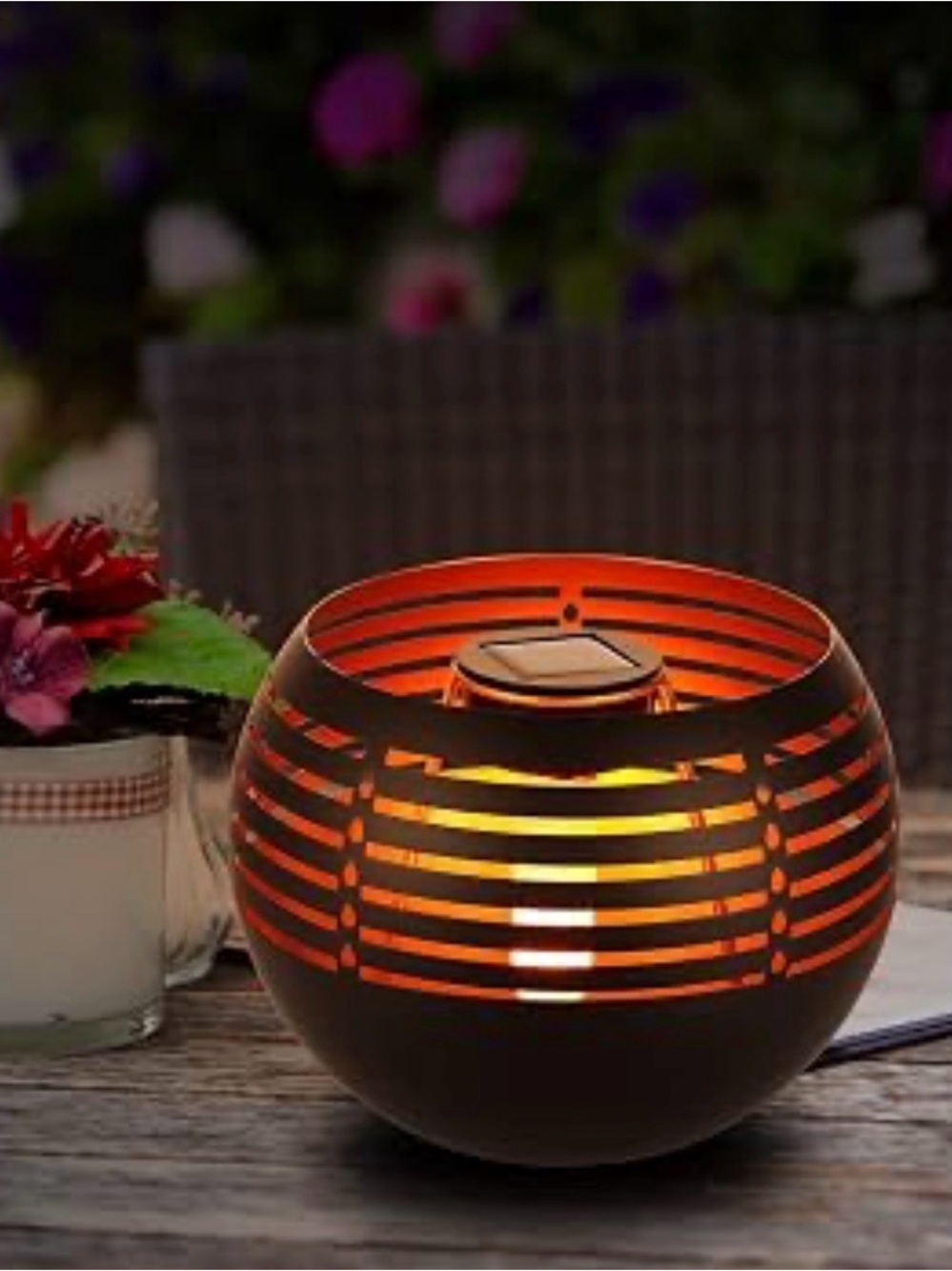 Solar outdoor table lantern